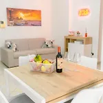 Levante Eight Sea View Apartment Hébergement de vacances *