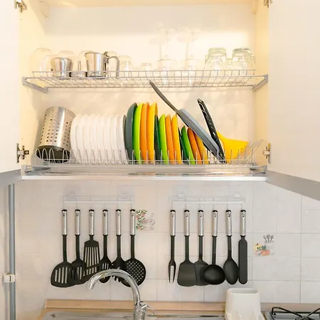 Levante Eight Sea View Apartment Hébergement de vacances *